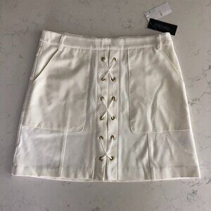 Premise Rayon/Nylon Blend Mini Skirt w Lace Up Design & Pockets Off White Sz 6